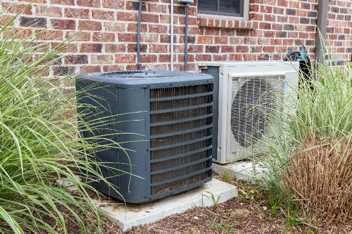 Air conditioning unit and air source heat pump